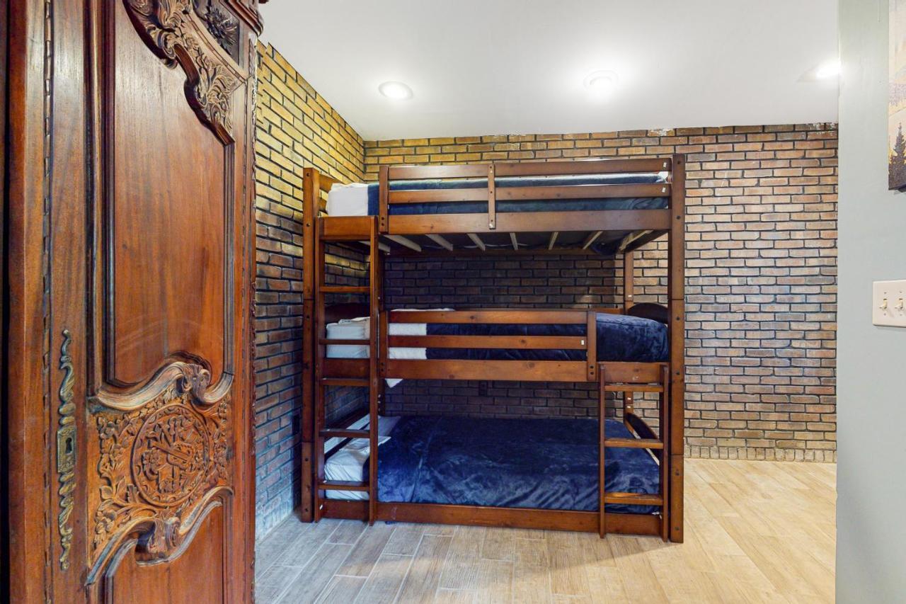 Smoky Mountain Castle Caretaker'S Apartment Sevierville Exteriér fotografie